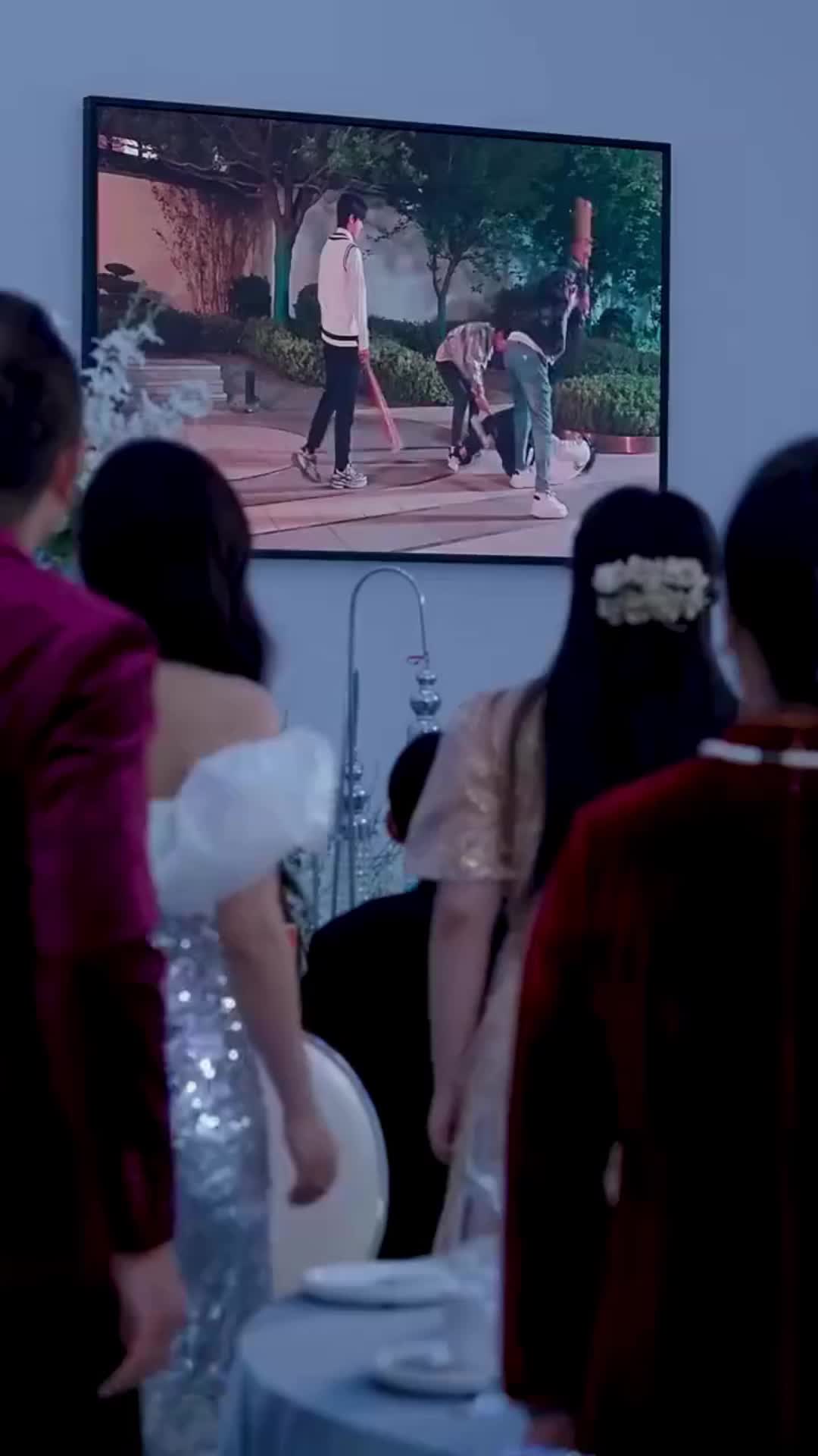 Episode 15 - The Heir Is (Not) Dead